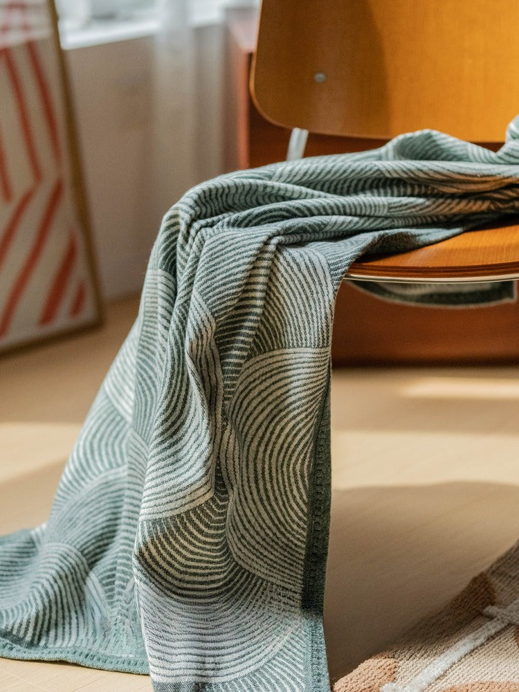 Green Simple Wool Velvet Leisure Blanket